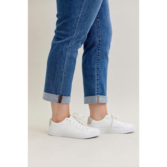 Judy Blue Mid Rise Boyfriend Classic Cuffed - Picture 8 of 12